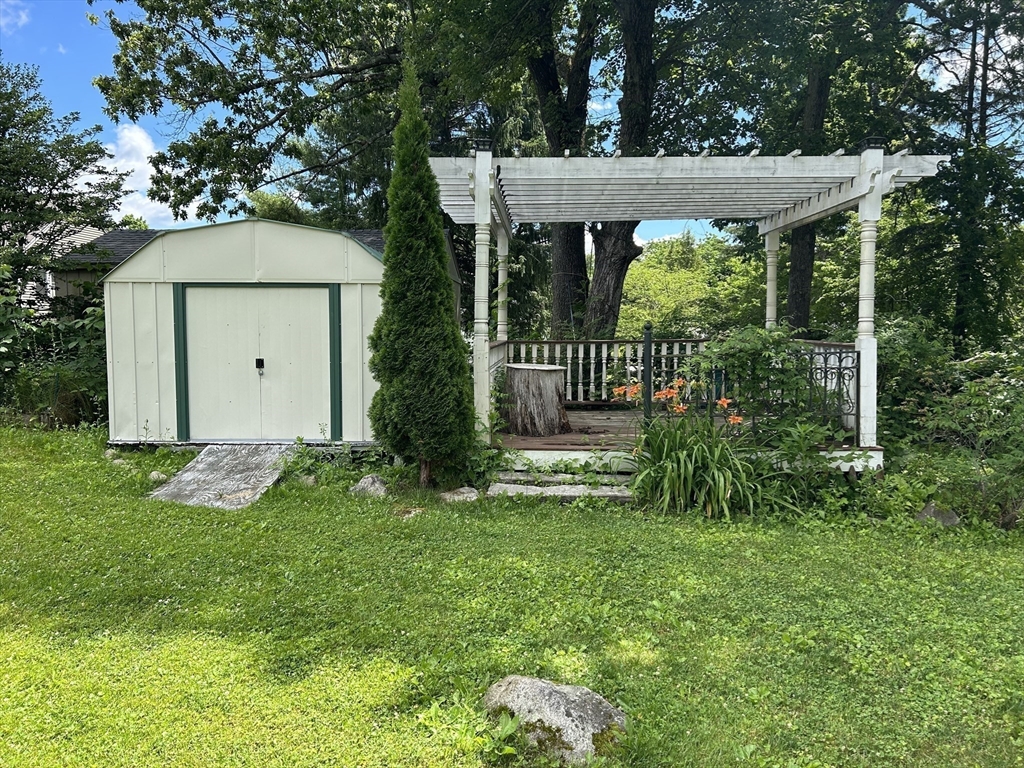 13 Maranook Road Worcester, MA 01606 - Photo 20 of 24 a view of a house with backyard and garden