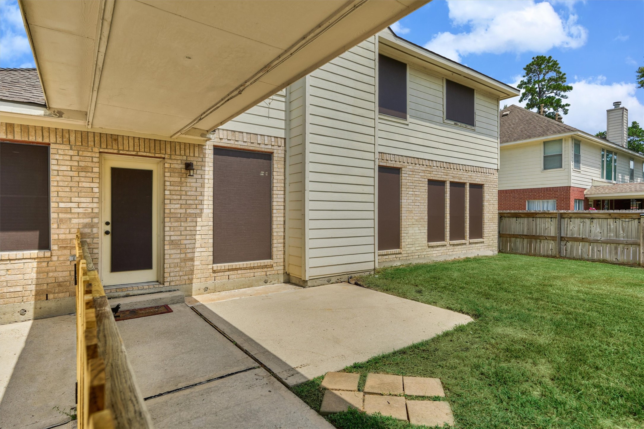 1618 Calmar Drive Spring, TX 77386 - Photo 27 of 30 a front view of house with yard
