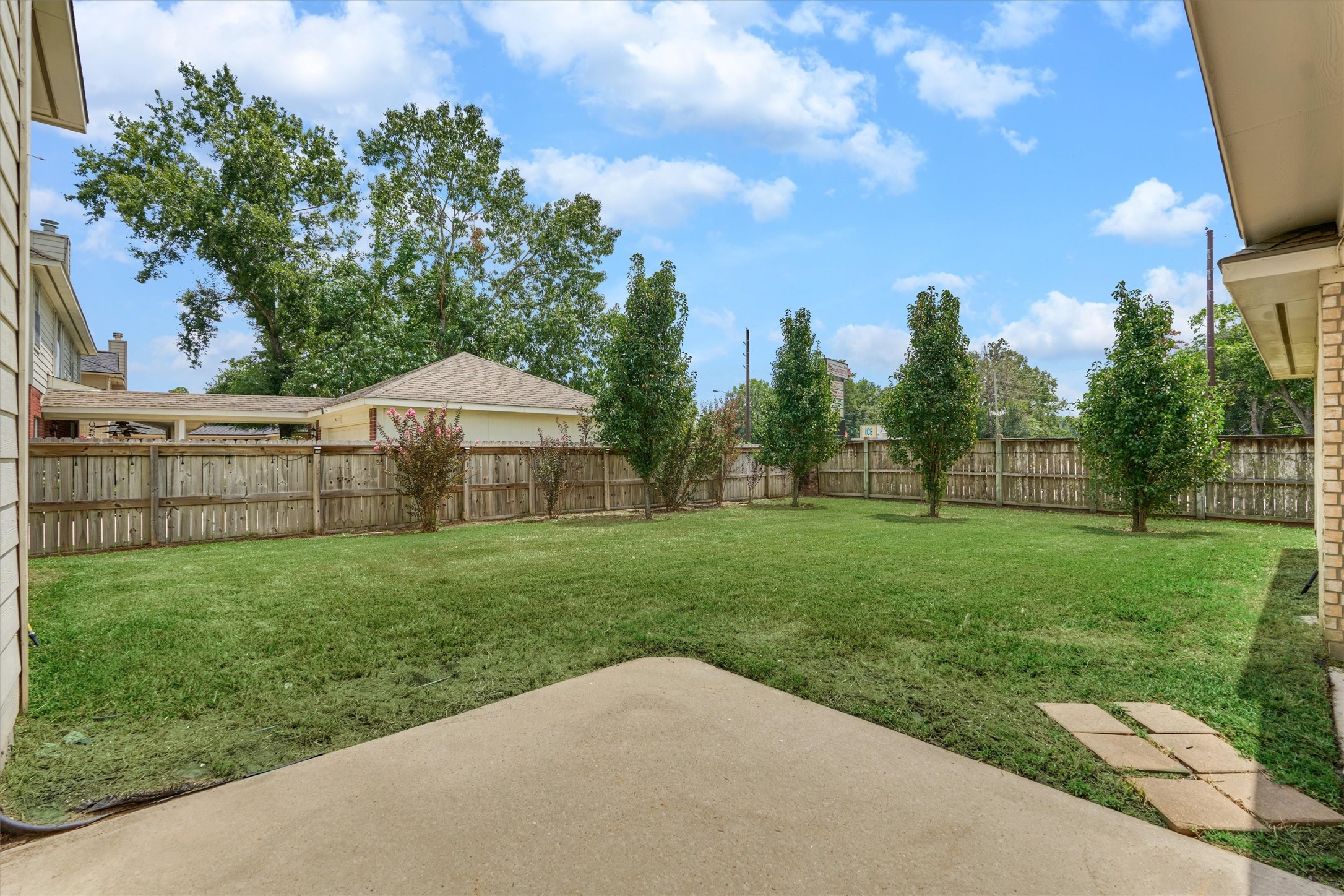 1618 Calmar Drive Spring, TX 77386 - Photo 28 of 30 a view of a house with backyard and garden