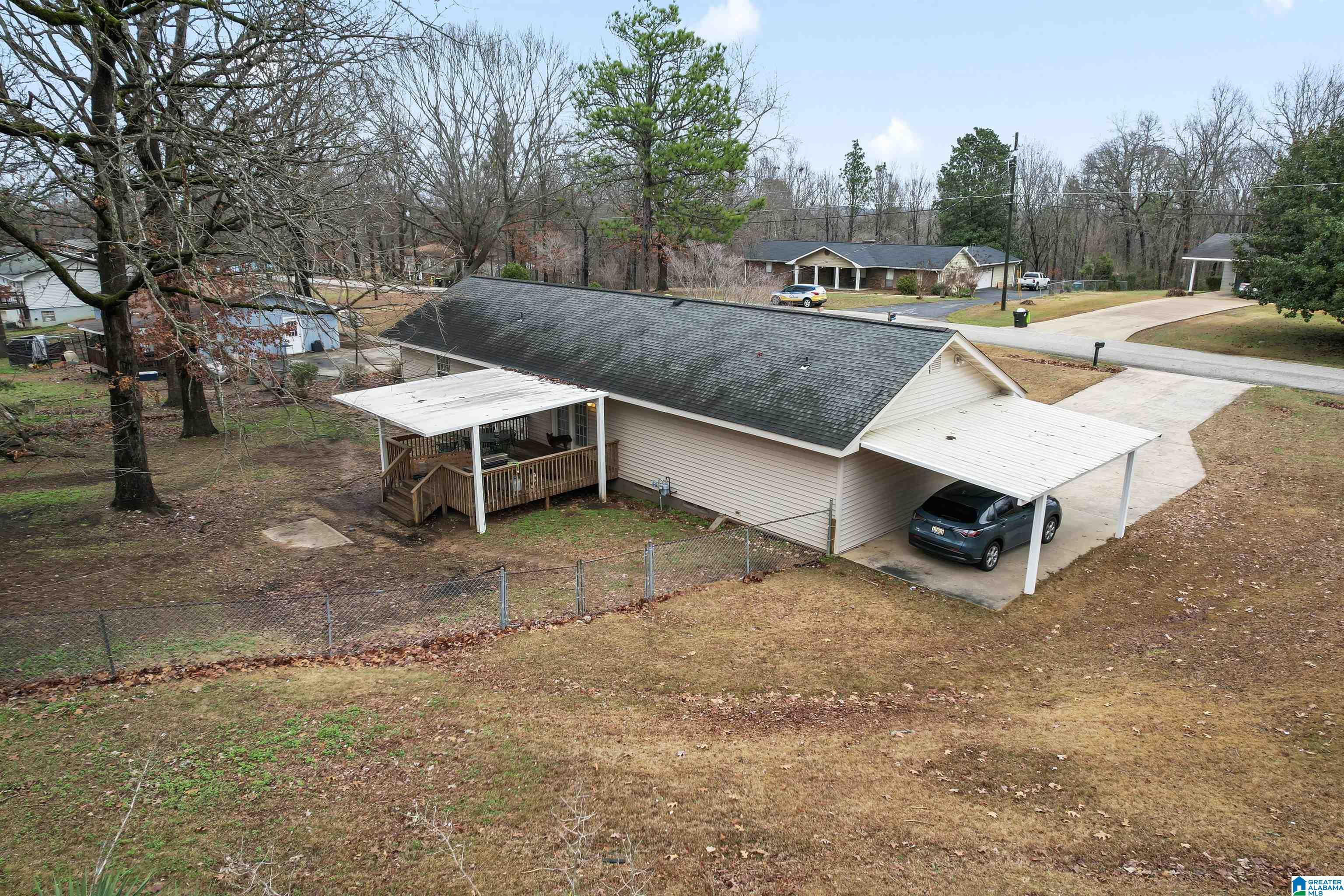 832 Center Point Road Sylacauga, AL 35151 - Photo 7 of 33