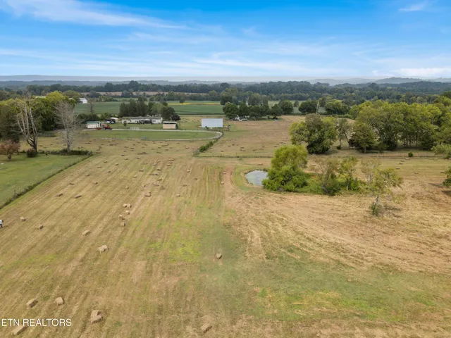 $670,000 | 6978 Old Dixie Highway, Spring City, TN 37381