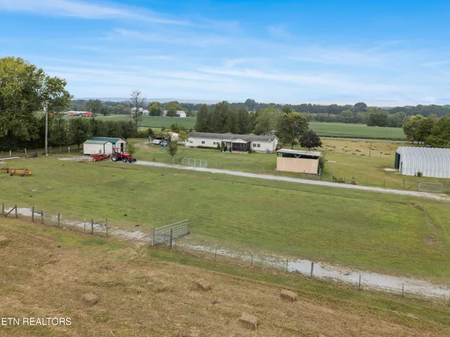 $670,000 | 6978 Old Dixie Highway, Spring City, TN 37381