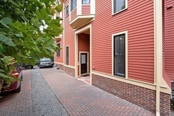 42 Bow Street, Unit 5 Somerville, MA 02143 - Photo 34 of 34