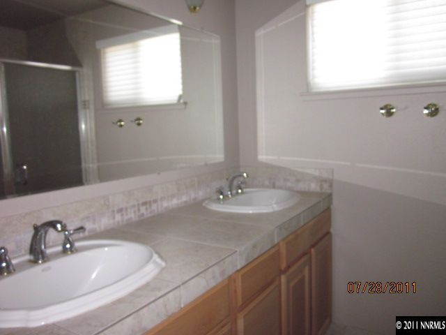 4310 Acadia Way Reno, NV 89502 - Photo 9 of 11 Photo 9