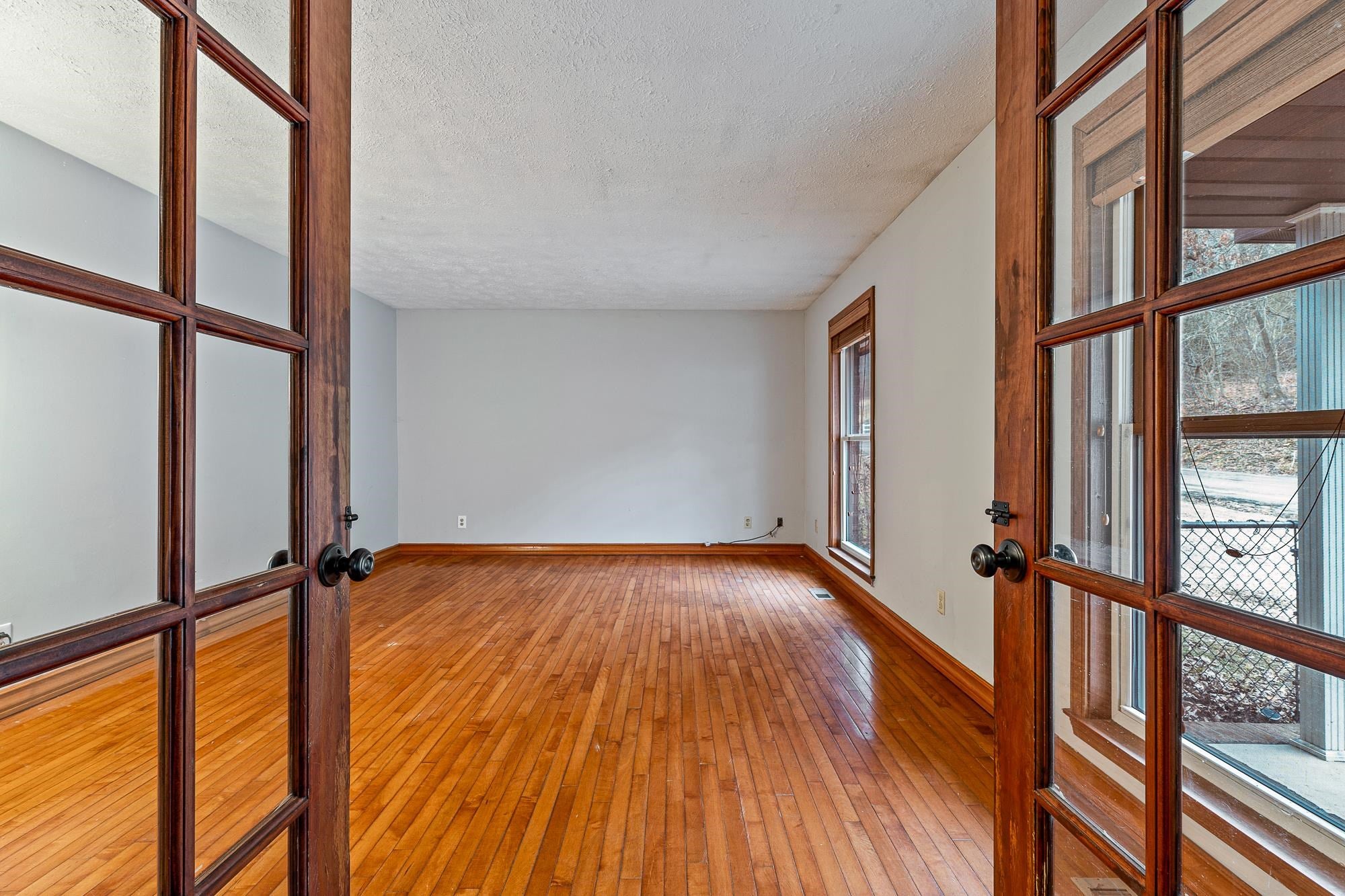 6331 Camp Creek Road Huntington, WV 25701 - Photo 9 of 31 Gallery Image 9