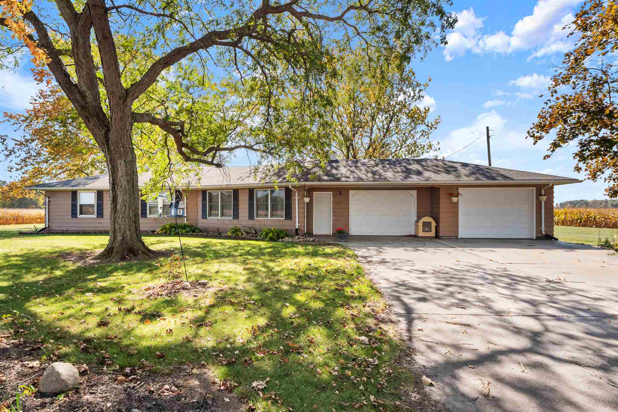5143 West Division Road Huntington, IN 46750 - Photo 1 of 22 Gallery Image 1