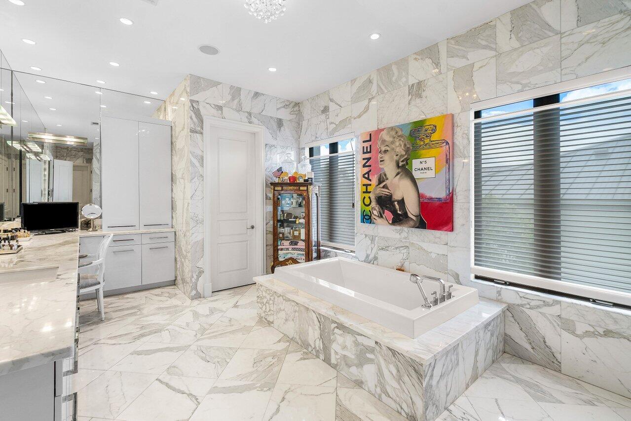 7172 Valencia Drive Boca Raton, FL 33433 - Photo 35 of 51 046-7172ValenciaDrive-BocaRaton-FL-33433