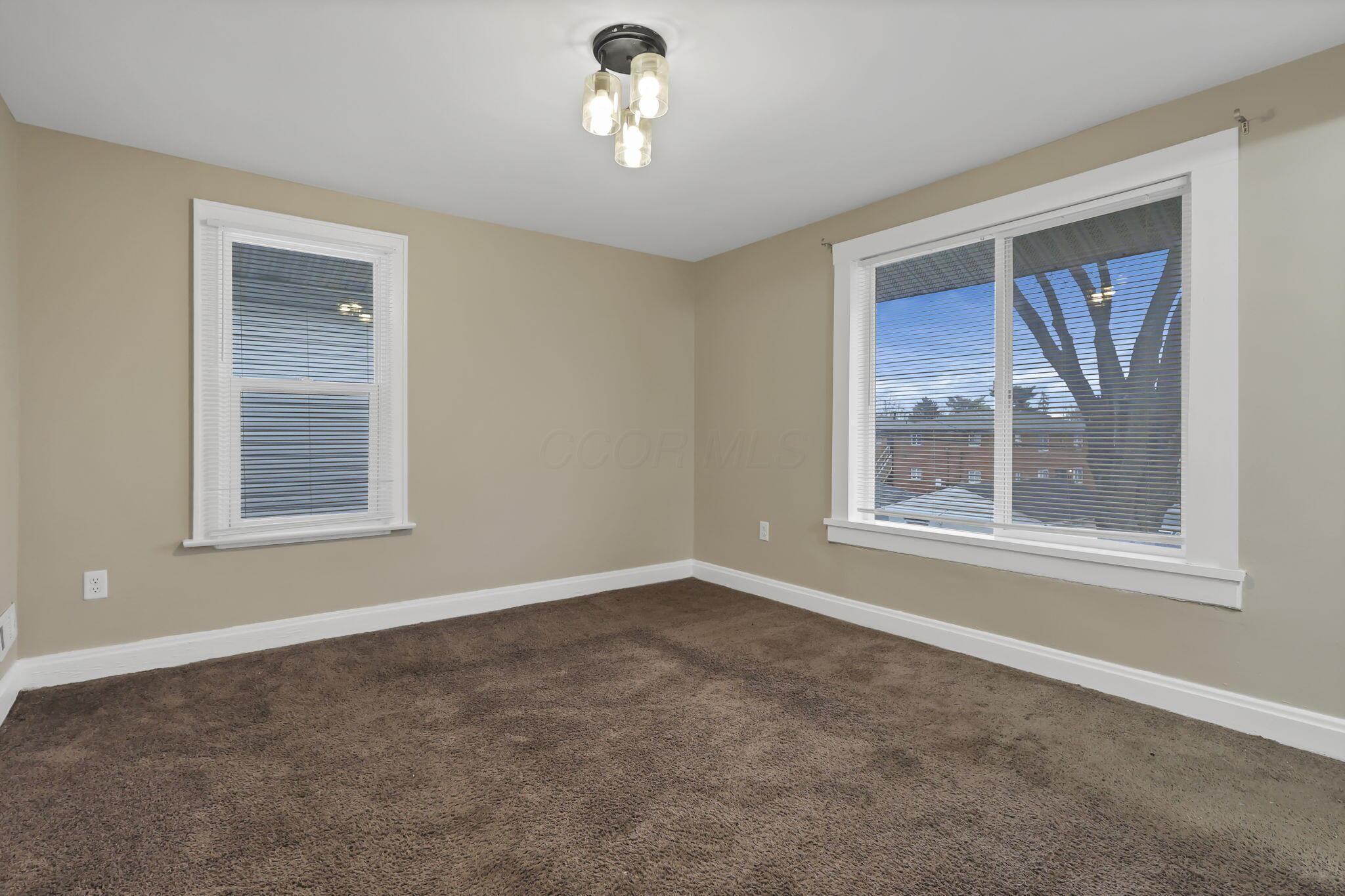 1318 Lockbourne Road Columbus, OH 43206 - Photo 30 of 53