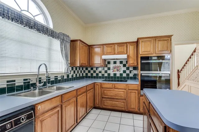 $450,000 | 4210 Stonecastle Drive, Garland, TX 75044