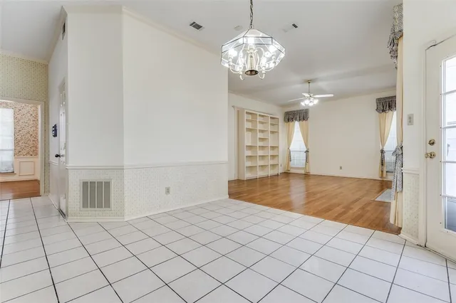 $450,000 | 4210 Stonecastle Drive, Garland, TX 75044