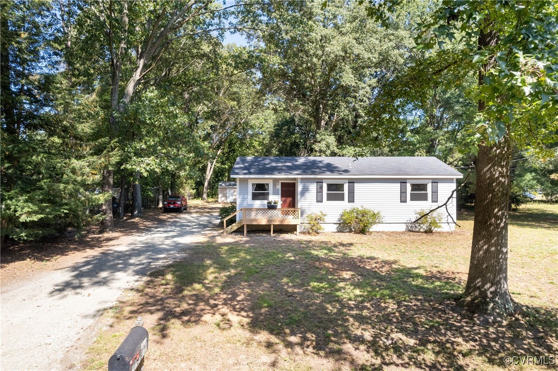 6984 Springhill Road Mechanicsville, VA 23116 - Photo 6 of 30 Gallery Image 6