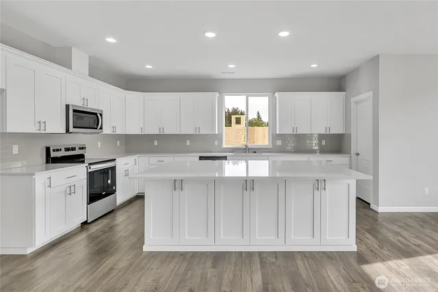 $711,925 | 16728 8th Ave Court East, Unit 13, Spanaway, WA 98387