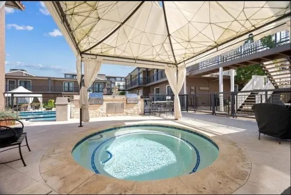 $2,300 | 5904 Sandhurst Lane, Unit 147, Dallas, TX 75206