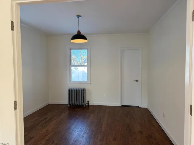 $4,000 | 771 5th Street, Lyndhurst, NJ 07071