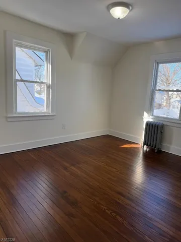 $4,000 | 771 5th Street, Lyndhurst, NJ 07071