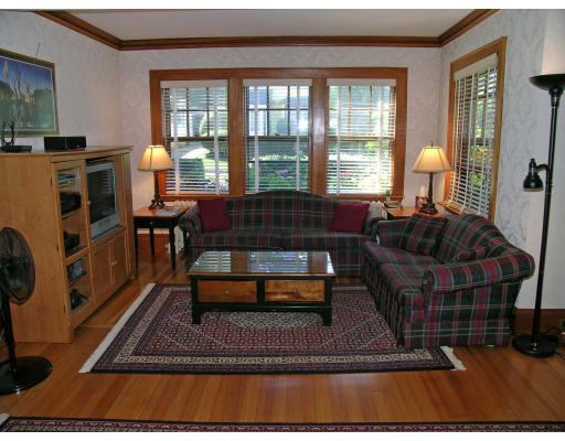 6 Raleigh Road Belmont, MA 02478 - Photo 4 of 15 Gallery Image 4