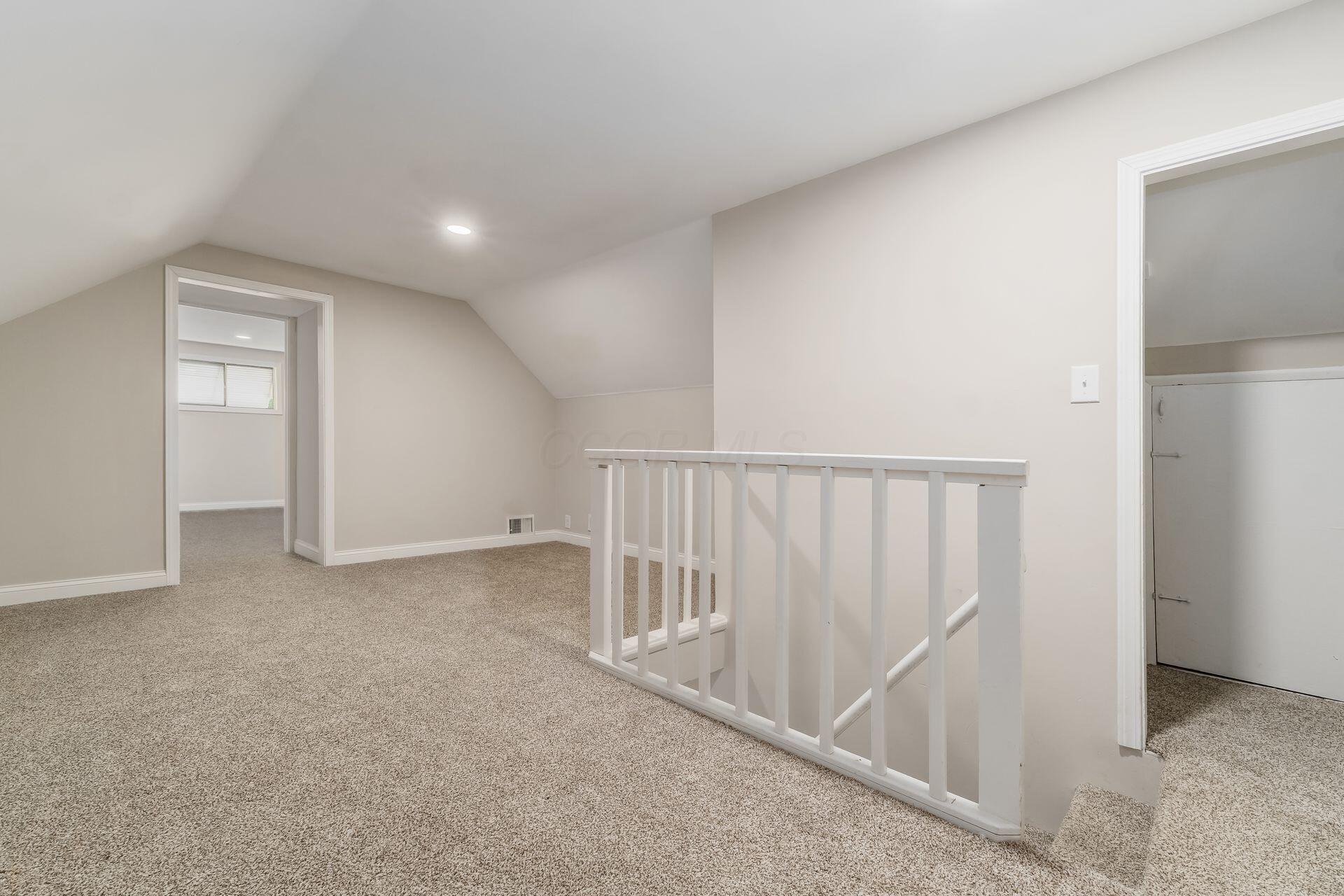 505 Beechwood Road Columbus, OH 43213 - Photo 27 of 40 Second level/Bed 3