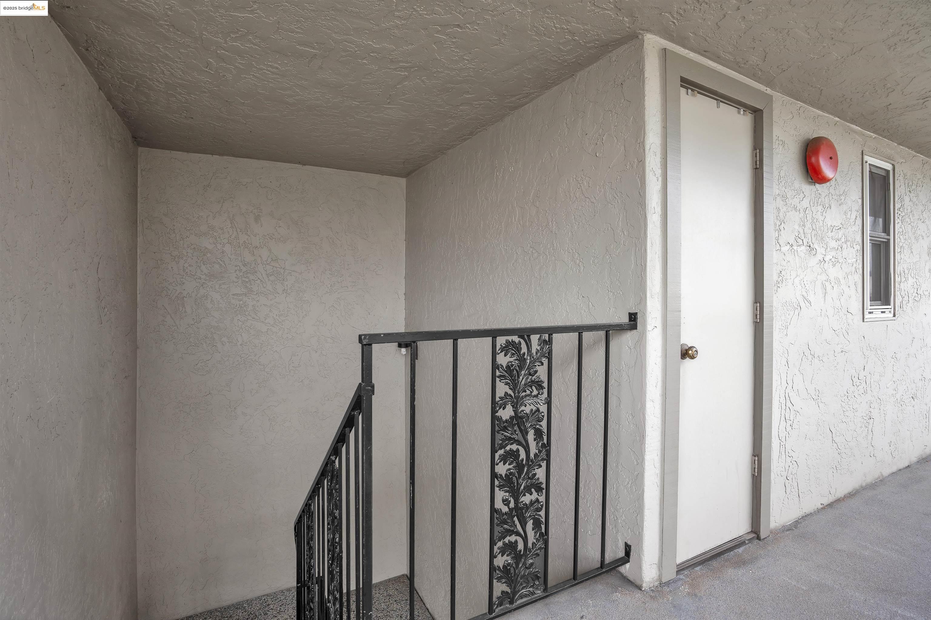 15 Mateo Avenue, Unit 7 Millbrae, CA 94030 - Photo 20 of 25 a front door view with a hallway