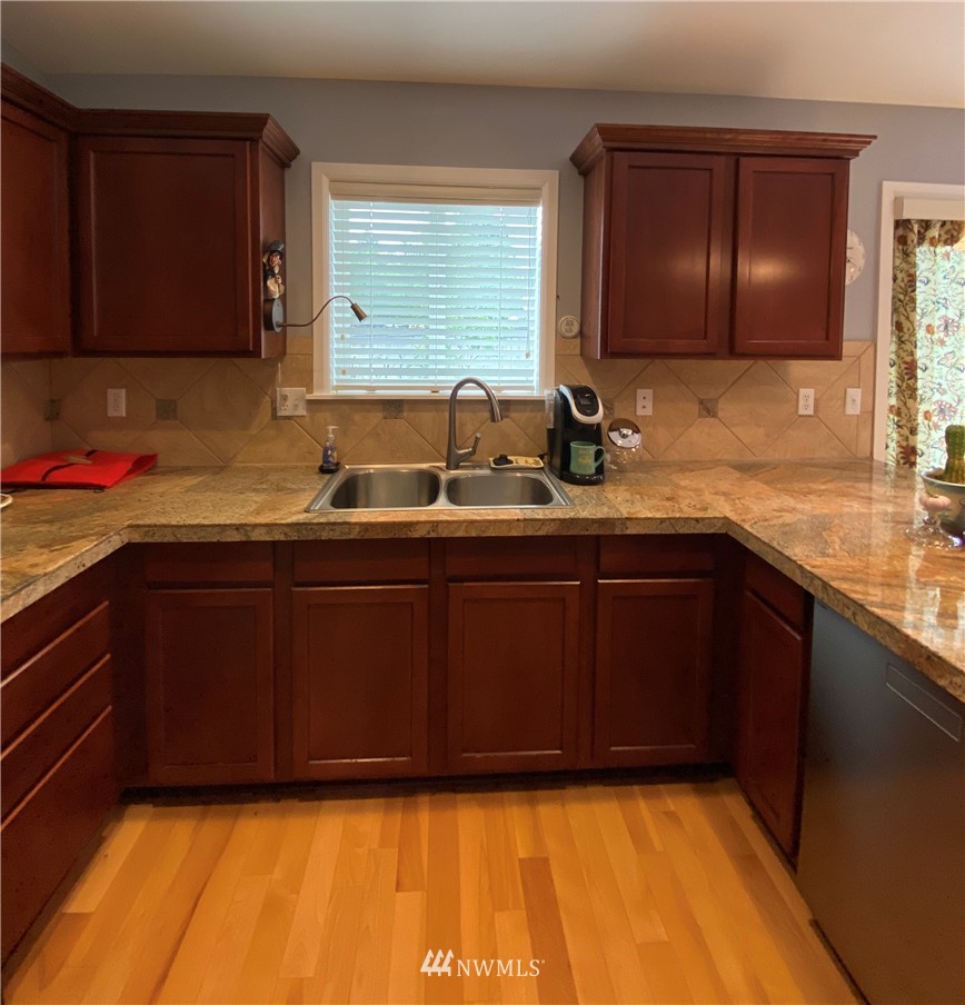 5000 Roxanna Court Southeast Lacey, WA 98503 - Photo 7 of 20 Gallery Image 7