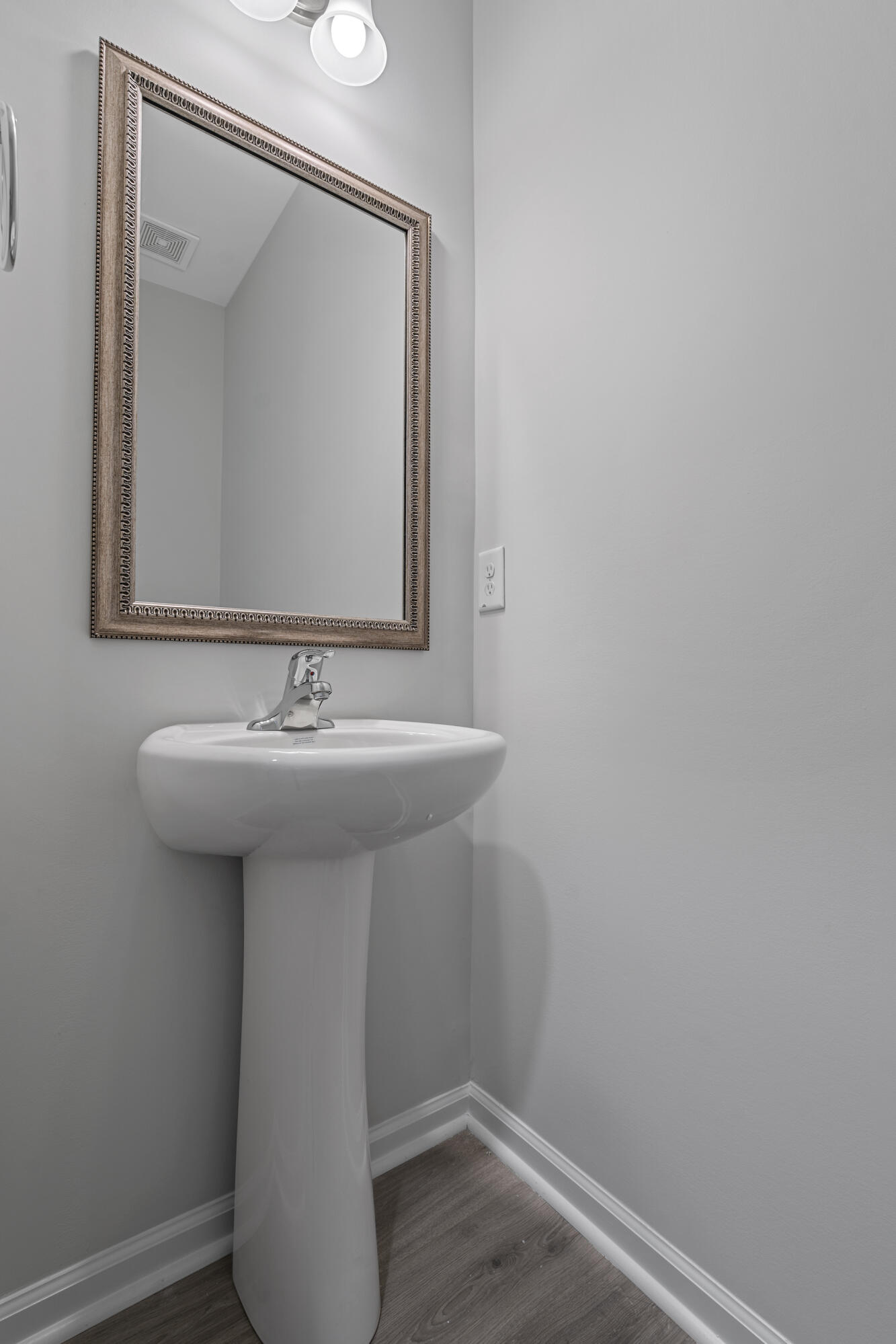 8740 Revival Road North Charleston, SC 29420 - Photo 13 of 14 SDH06741