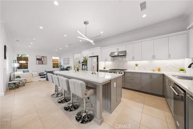 $2,200,000 | 112 Turning Post, Irvine, CA 92620