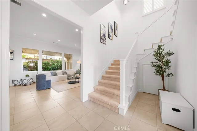$2,200,000 | 112 Turning Post, Irvine, CA 92620