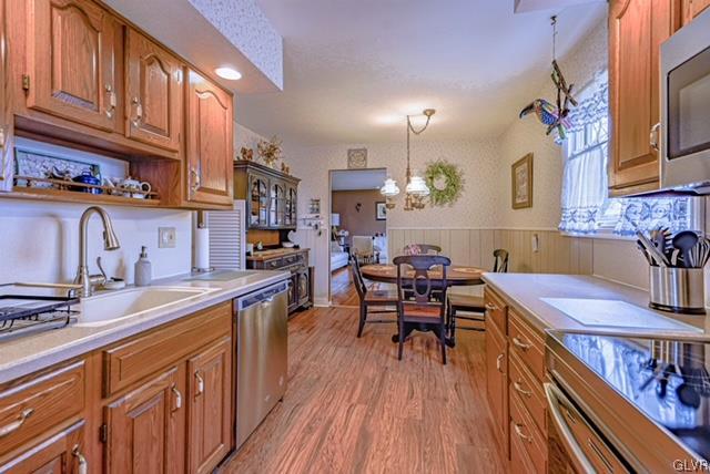 1928 Pelham Road Bethlehem, PA 18018 - Photo 12 of 34 Gallery Image 12