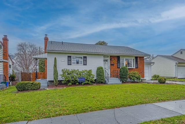 1928 Pelham Road Bethlehem, PA 18018 - Photo 4 of 34 Gallery Image 4