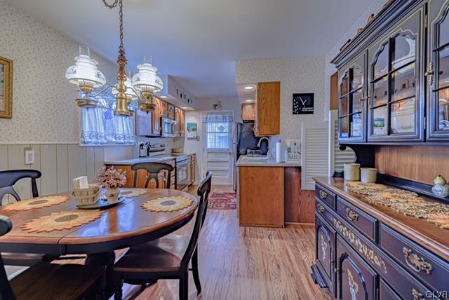 1928 Pelham Road Bethlehem, PA 18018 - Photo 9 of 34 Gallery Image 9