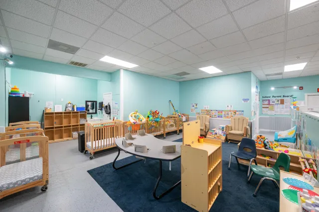 $299,500 | 10366 Highway 100, Scotts Hill, TN 38374