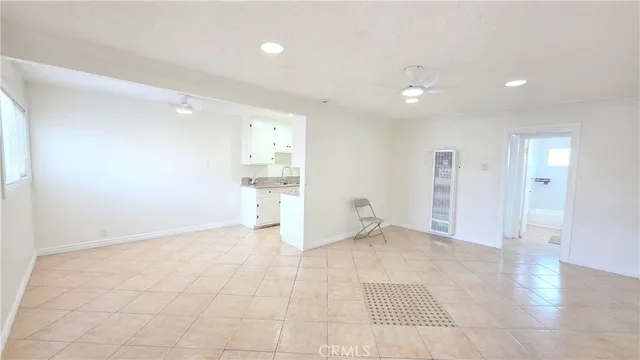 $2,050 | 3733 Durfee Avenue, Unit 7, El Monte, CA 91732