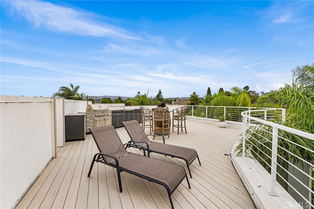 20301 Southwest Cypress Street Newport Beach, CA 92660 - Photo 23 of 31