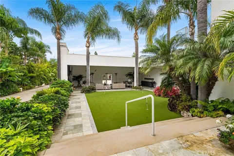 $7,950,000 | 20301 Southwest Cypress Street, Newport Beach, CA 92660