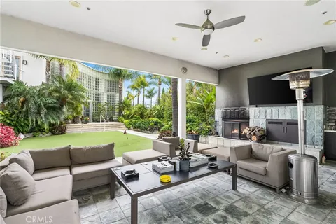 $7,950,000 | 20301 Southwest Cypress Street, Newport Beach, CA 92660