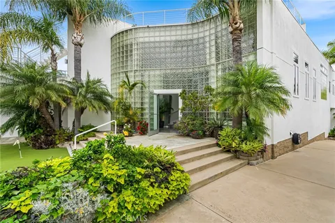 $7,950,000 | 20301 Southwest Cypress Street, Newport Beach, CA 92660