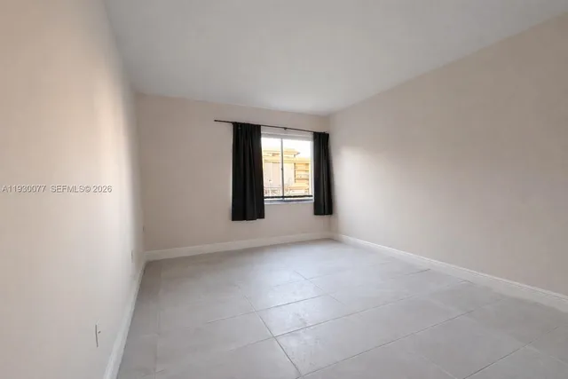 $2,100 | 731 North Pine Island Road, Unit 206, Plantation, FL 33324