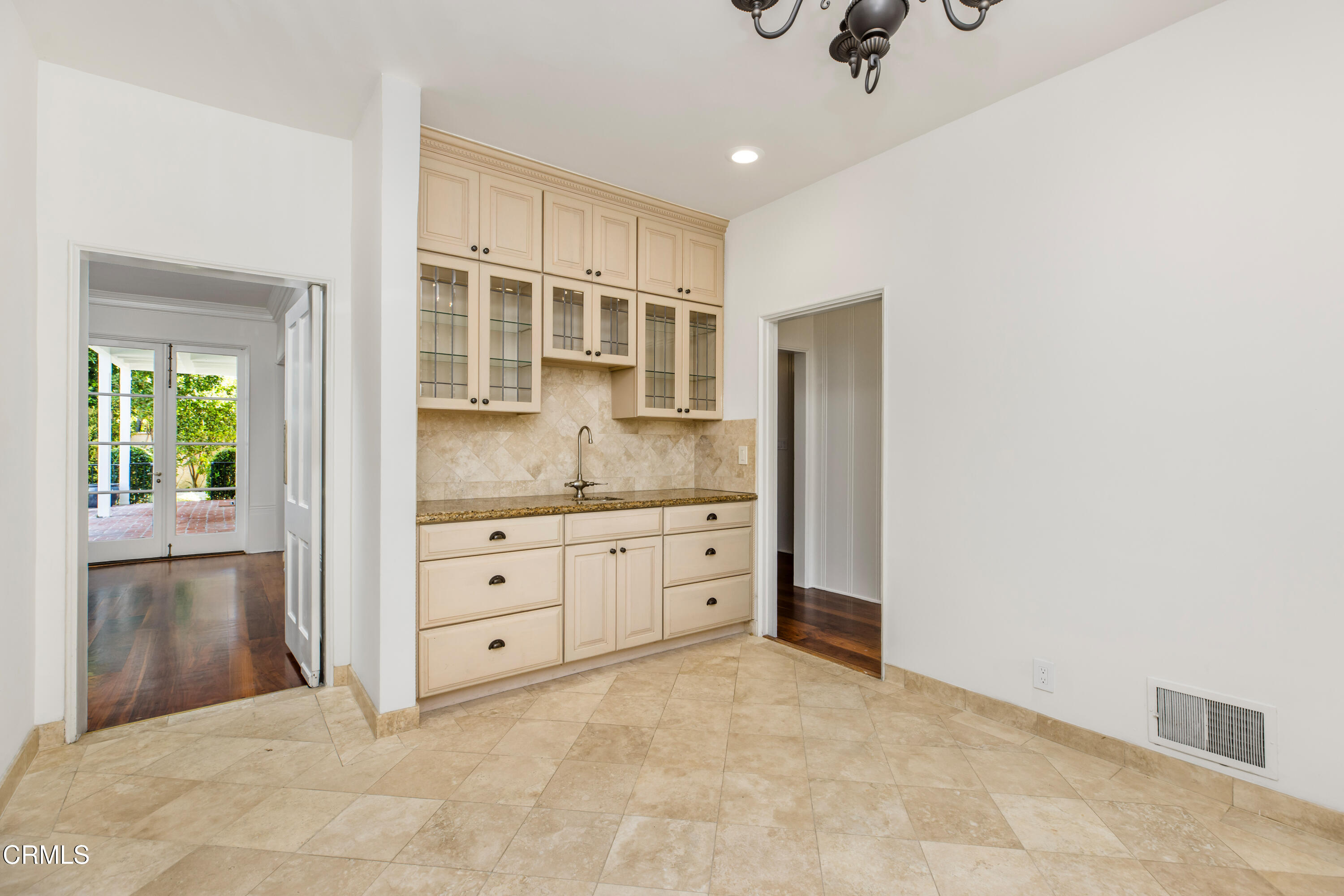 1184 Arden Road Pasadena, CA 91106 - Photo 11 of 62 a spacious bathroom with a granite countertop sink and a mirror