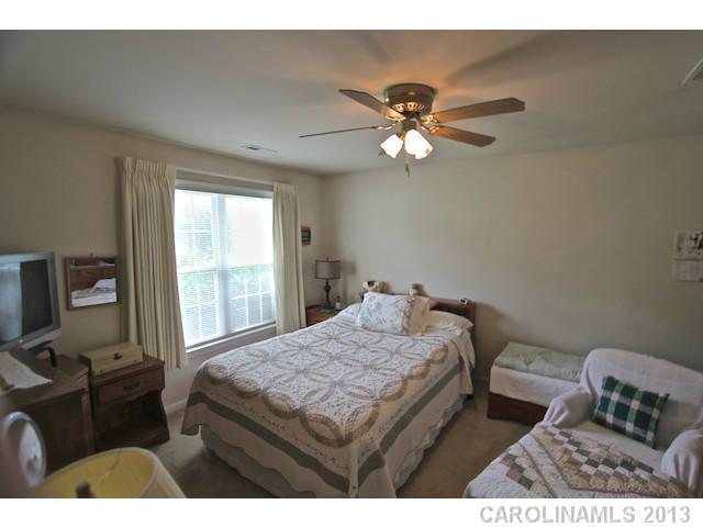 141 Arbor Ridge Road Mount Holly, NC 28120 - Photo 5 of 10 Gallery Image 5