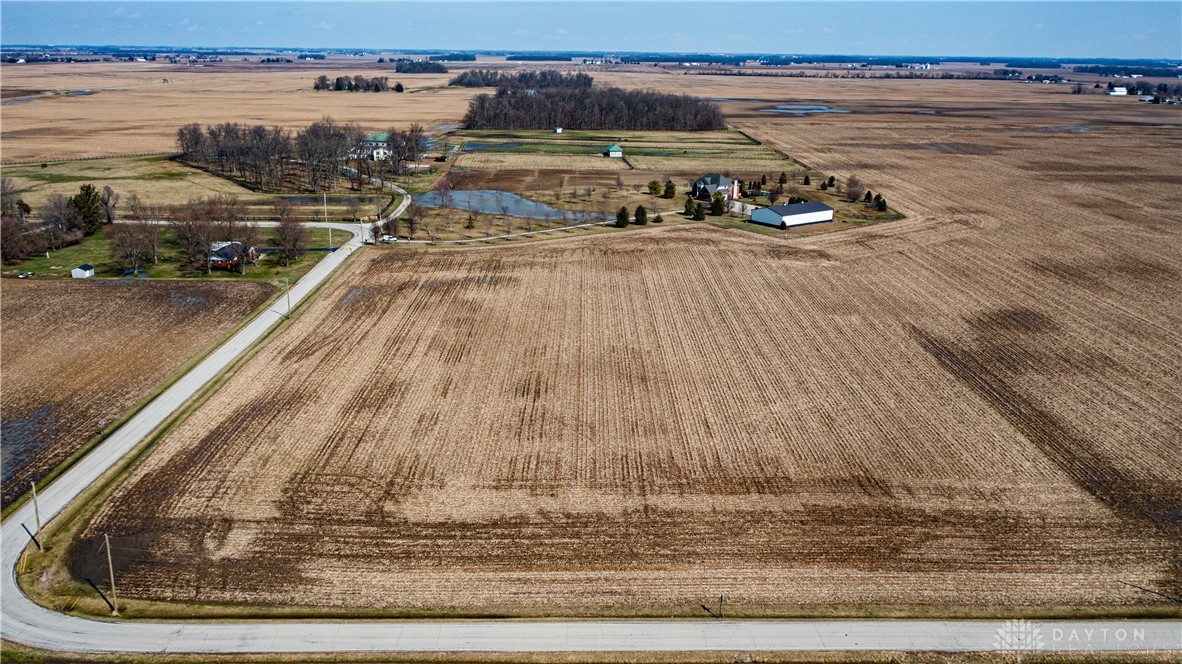 1 Hornbeam Road, Unit 1 Sabina, OH 45169 - Photo 2 of 7 Expansive agricultural property with scattered residences, ideal for farming or development opportunities.
