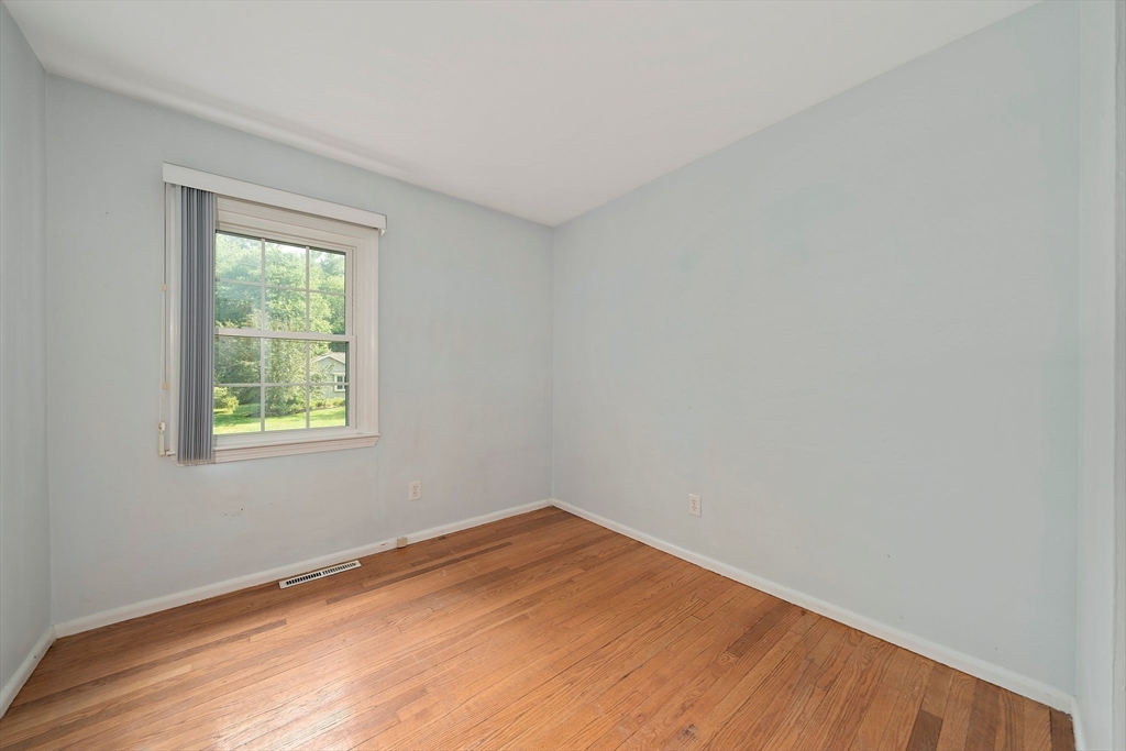 162 Plymouth Road Hanover, MA 02339 - Photo 17 of 36 Gallery Image 17