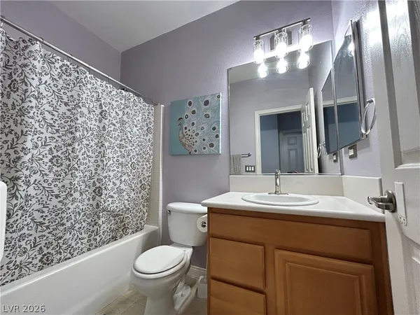 $2,590 | 9224 Longhorn Falls Court, Las Vegas, NV 89149