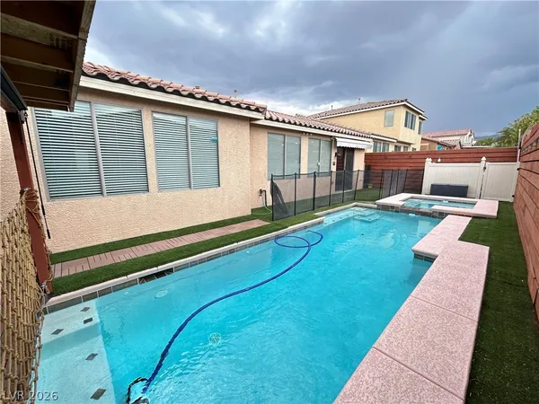 $2,590 | 9224 Longhorn Falls Court, Las Vegas, NV 89149