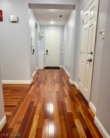 $2,590 | 9224 Longhorn Falls Court, Las Vegas, NV 89149