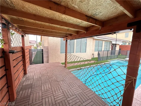 $2,590 | 9224 Longhorn Falls Court, Las Vegas, NV 89149