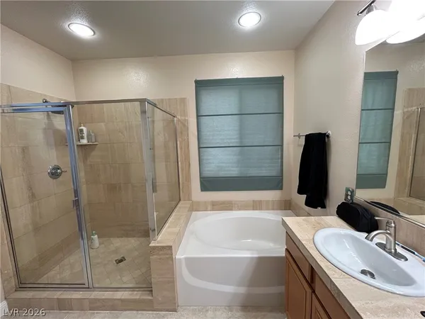 $2,590 | 9224 Longhorn Falls Court, Las Vegas, NV 89149