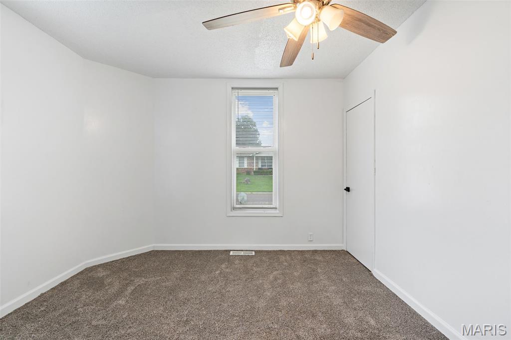 471 Watson Road Sullivan, MO 63080 - Photo 11 of 35