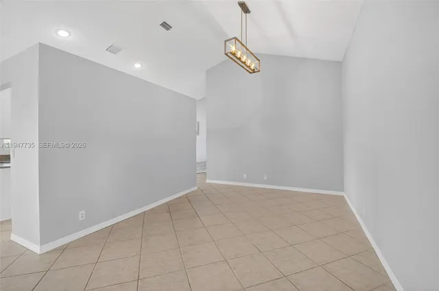 $4,600 | 6043 Sunberry Circle, Boynton Beach, FL 33437