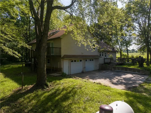 $375,000 | 169 Southwest 800th Road, Warrensburg, MO 64093