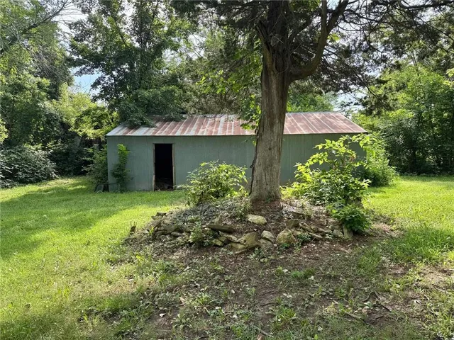 $375,000 | 169 Southwest 800th Road, Warrensburg, MO 64093