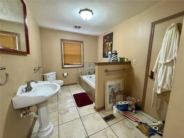 $375,000 | 169 Southwest 800th Road, Warrensburg, MO 64093